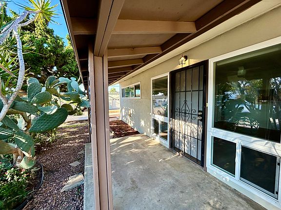 2nd image of 3980 Hiawatha Way