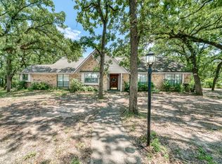 1896 Concord Rd, Madisonville, TX 77864