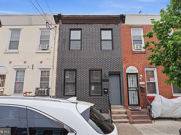 3rd image of 1933 E Somerset St