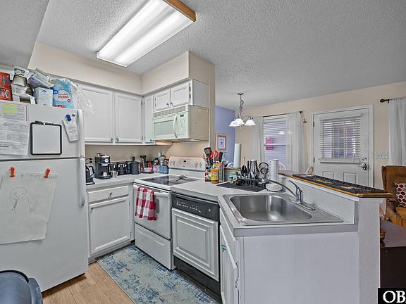 2nd image of 804 S Memorial Blvd #2B