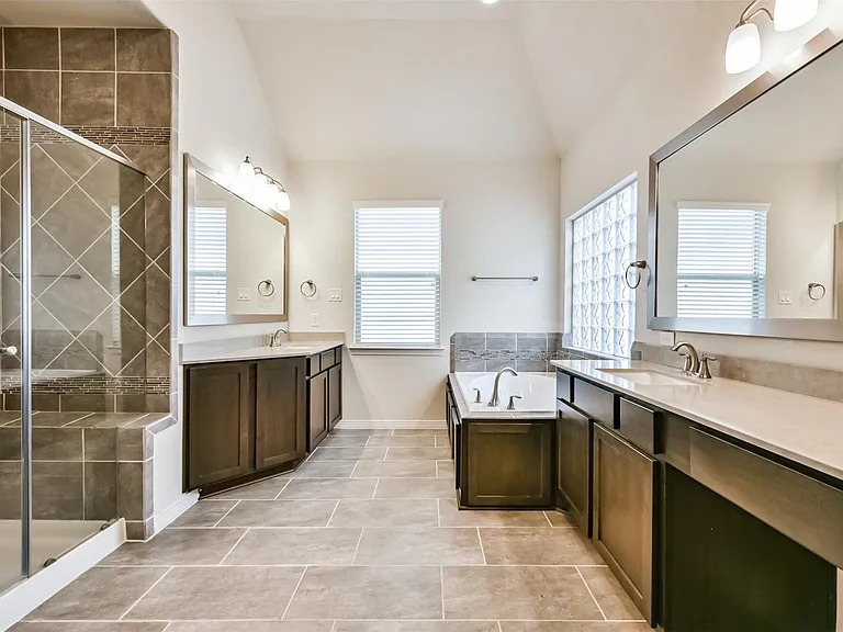 1504 Peyton Oaks Pl — Photo 35