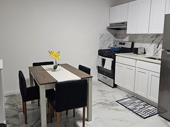 2nd image of 294 N Park St