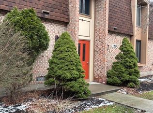 120 Charter Oaks Dr APT 1, Buffalo, NY 14228