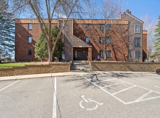 4815 Babcock Trl APT 1008, Inver Grove Heights, MN 55077