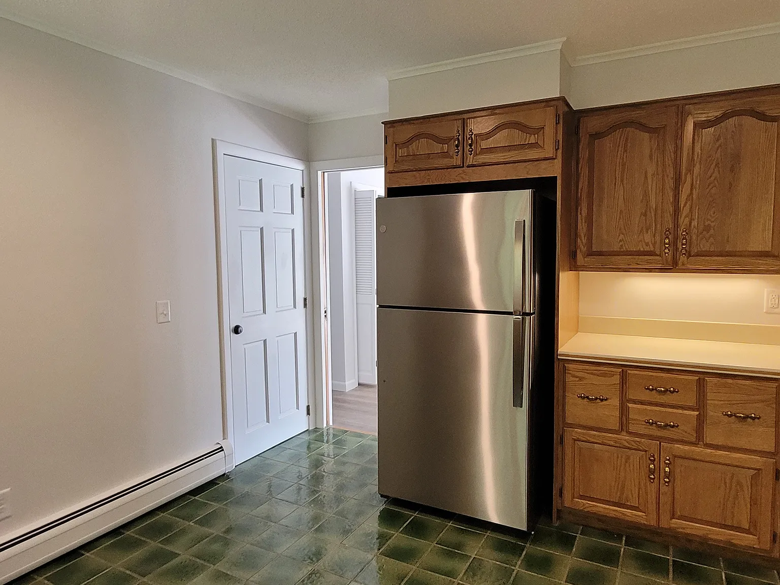 3 bed, 1800 sqft, $3,500 — Photo 4