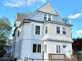 24 Beaumont Ter, Springfield, MA 01108