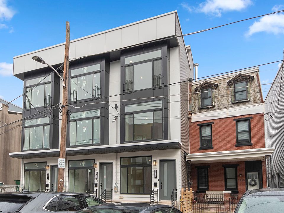 1st image of 2218 Trenton Ave #1