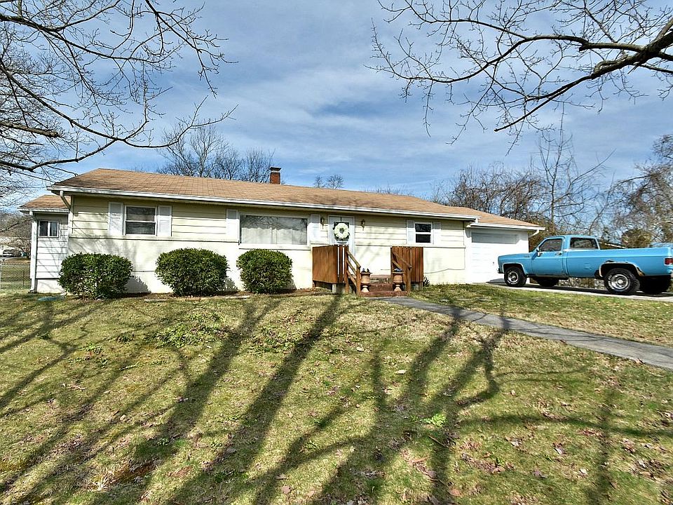 1st image of 5005 Knoxwood Dr