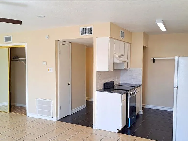 1418 Beech Ave #3 — Photo 17