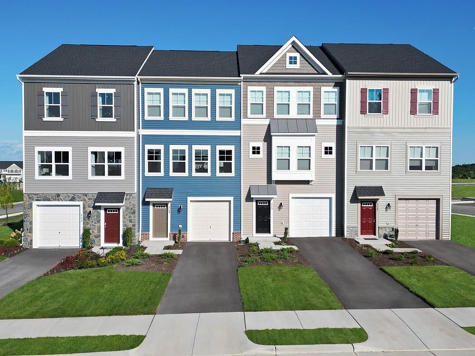 An exterior view of the Skyline Townhome at Snowden Bridge.