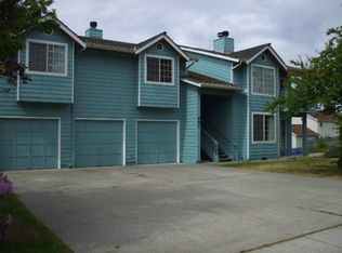987 SW Barrington Dr, Oak Harbor, WA 98277