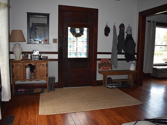 3rd image of 1008 E Franklin St