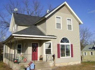 109 E Grant St, Spring Valley, MN 55975