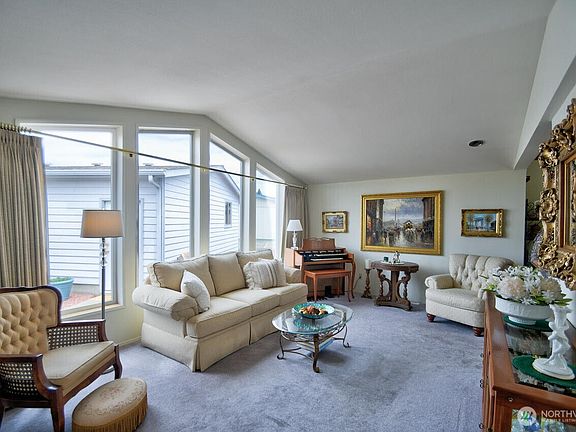 3rd image of 716 Dennis Street SE #35
