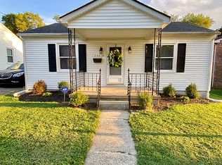 202 Berry Ave, Versailles, KY 40383