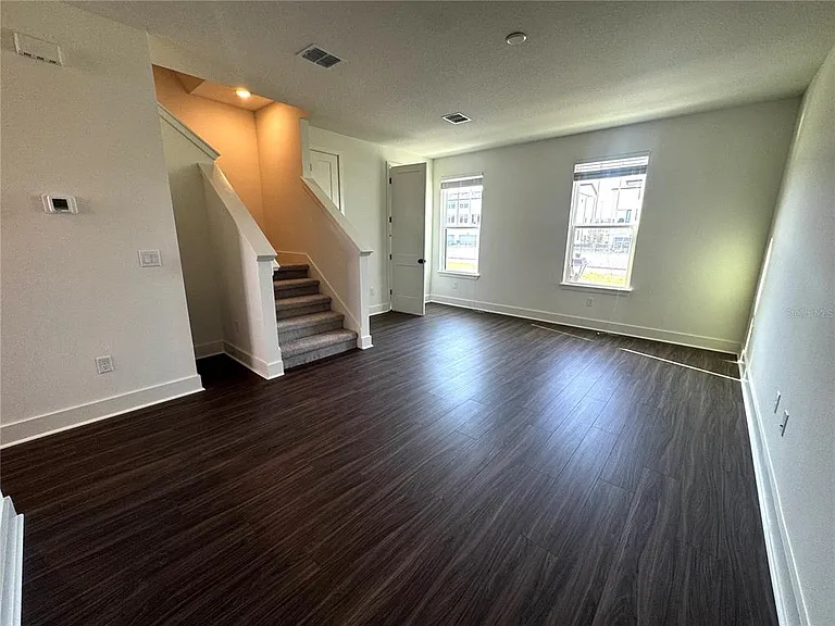 15250 Groveside Rd — Photo 7