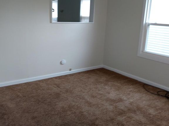 3rd image of 2216 Woodruff Ave