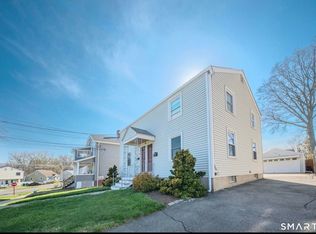 424 Rockwell Ave UNIT 1, Stratford, CT 06615