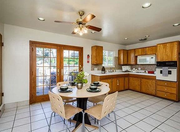 5th image of 3685 Ysabel Dr