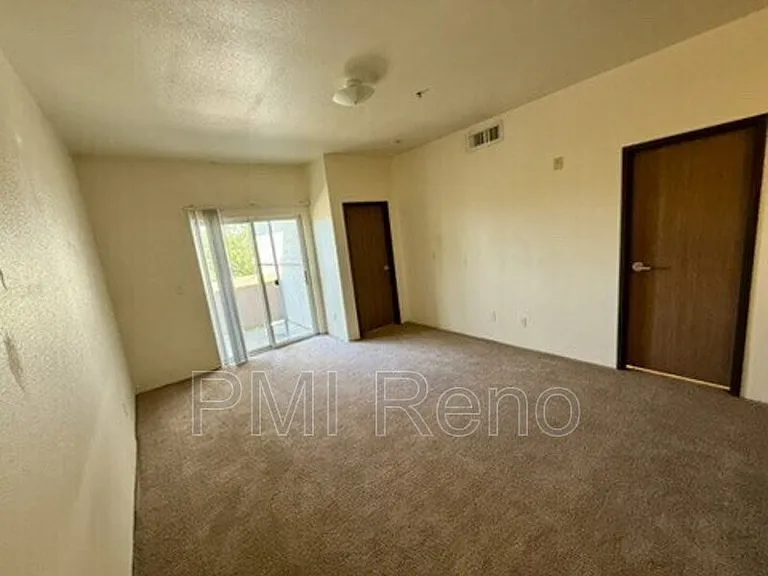 Big Horn Apartments — Photo 31