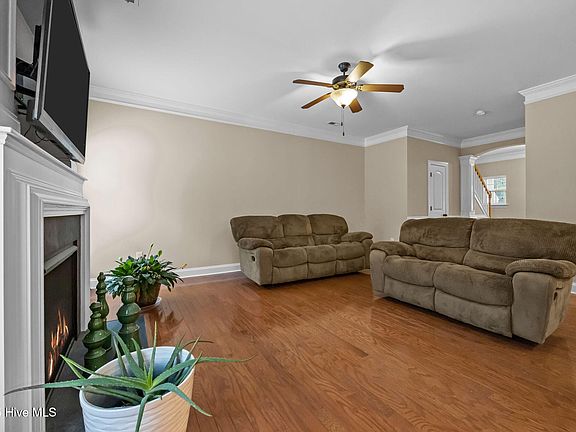 5th image of 5212 Sapphire Springs Drive