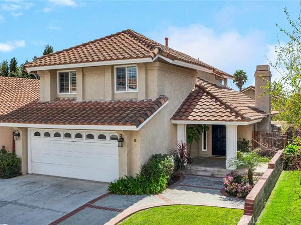 9 Las Piedras, Rancho Santa Margarita, CA 92688