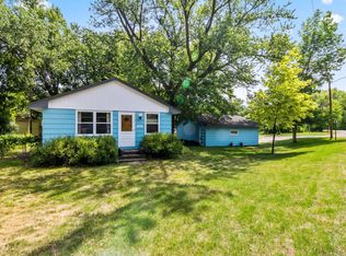 7921 Riverview Ter NE, Fridley, MN 55432
