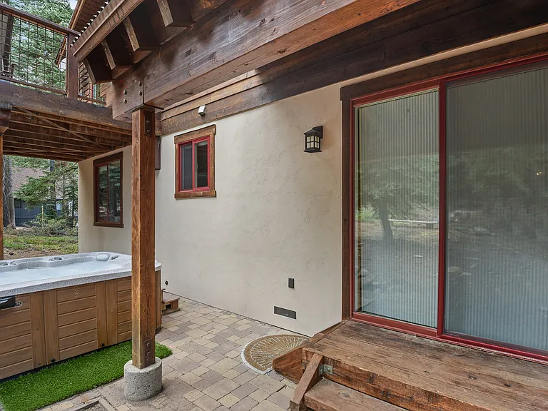 1175 Statford Way — Photo 34