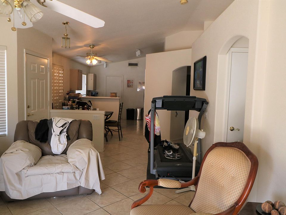 2nd image of 4761 W Monterey St