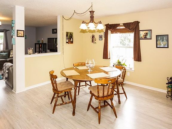 4th image of 1702 Sonesta Way