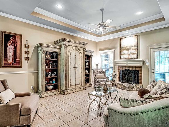 4th image of 23609 Parkview Dr