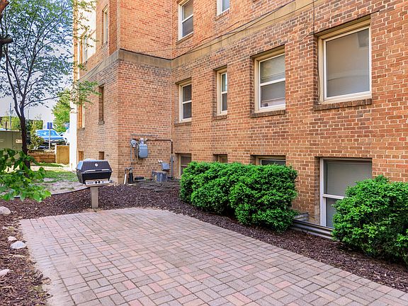 5th image of 512 4th St SW #305