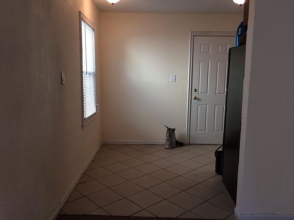 2nd image of 2416 Greeley Ave