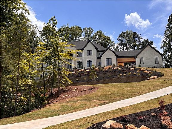 3rd image of 238 Traditions Dr
