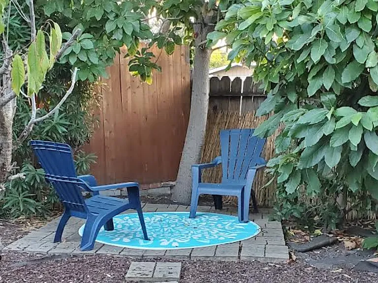 Lakewood Dr — Photo 31