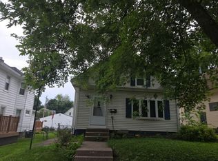 143 14th St, Silvis, IL 61282