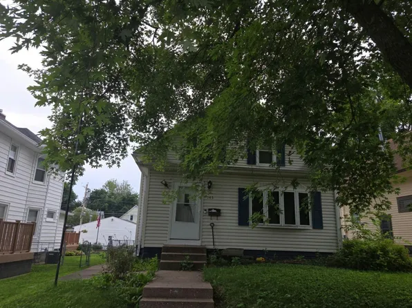 143 14th St, Silvis, IL 61282