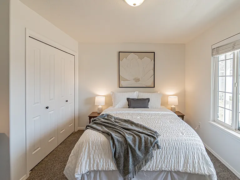 2479 W Washington Ave — Photo 21