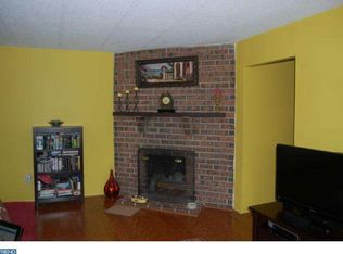 1915 Valley Dr, West Chester, PA 19382