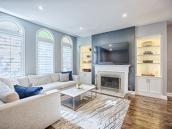 3rd image of 364 W Huron St #A