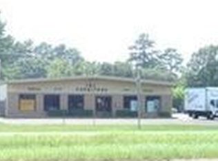 2313 N Eastman Rd, Longview, TX 75605