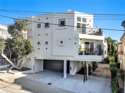 610 9th St #B, Hermosa Beach, CA, 90254