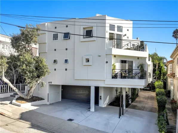 610 9th St #B, Hermosa Beach, CA 90254