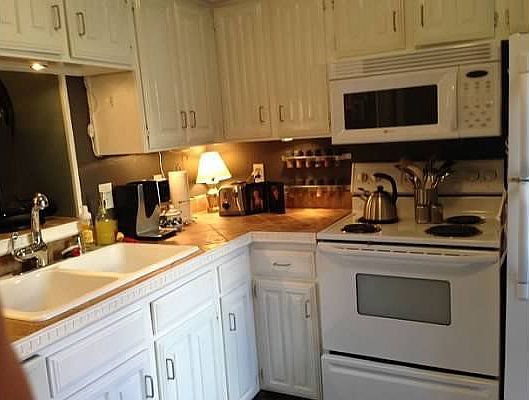 4th image of 7640 W Greenway Blvd APT 2A