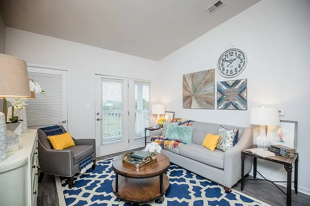 Townley Park Apartments — Photo 9