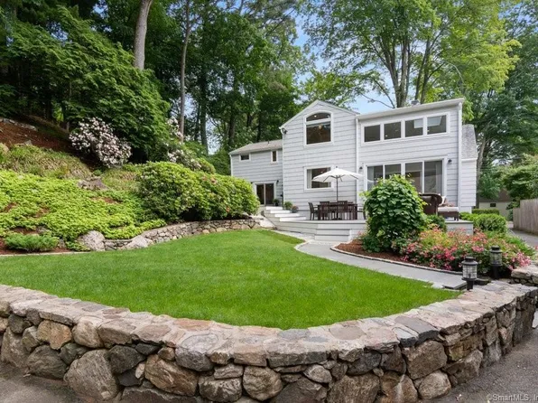 6 Evergreen Terrace, Norwalk, CT 06854