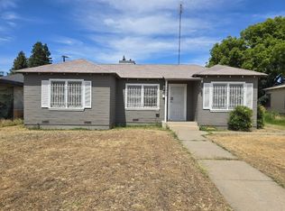 1378 N Esther Way, Fresno, CA 93728