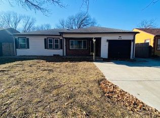 613 S Courtleigh Dr, Wichita, KS 67218