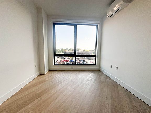 2nd image of 70-25 Yellowstone Blvd APT 6E