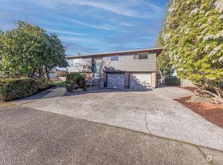 8645 13th Ave SW, Seattle, WA 98106